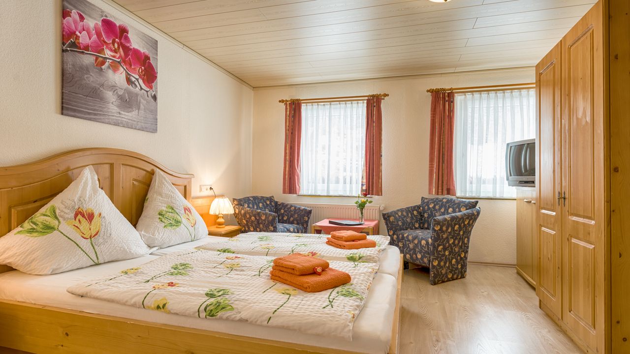(Fewo Nr.4) Schlafzimmer (Fewo Nr.4) Schlafzimmer